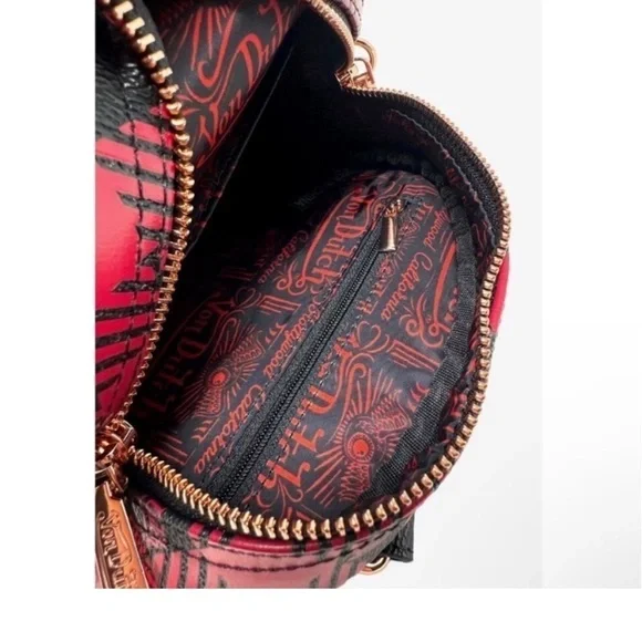 VON DUTCH NWT BLACK AND RED plaid bowling bag FULL INCLUSION - Picture 8 of 11